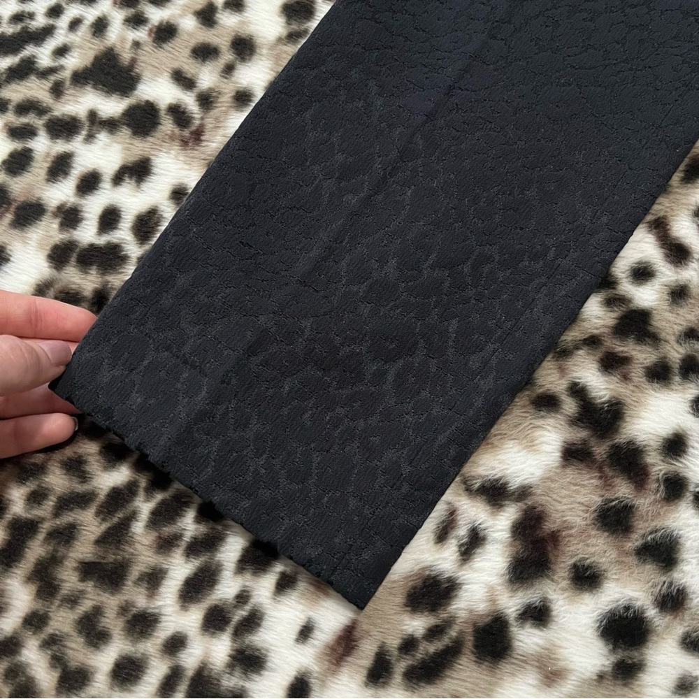 Ann Taylor Loft size 4p women’s black animal print pants - Picture 5 of 8